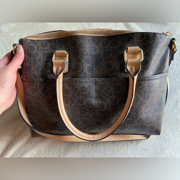 Calvin Klein Purse - Picture 2 of 5